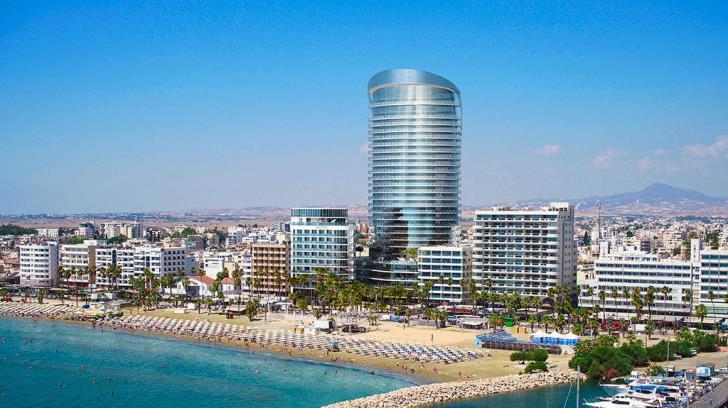Πολλαπλασιάζονται τα ξενοδοχεία της Λάρνακας